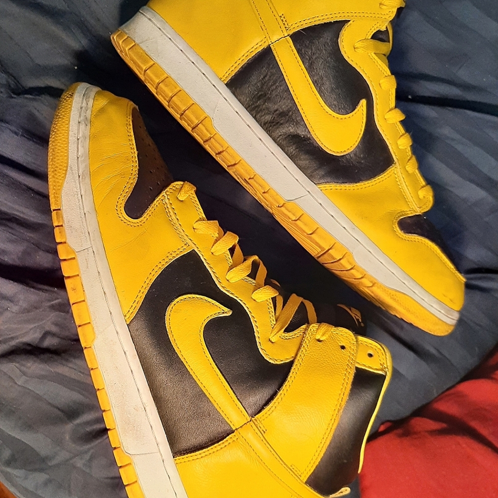 2020 nike dunk high "maize" or wu tang dunks